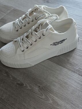 Marc Jacobs White Canvas Platform Sneaker